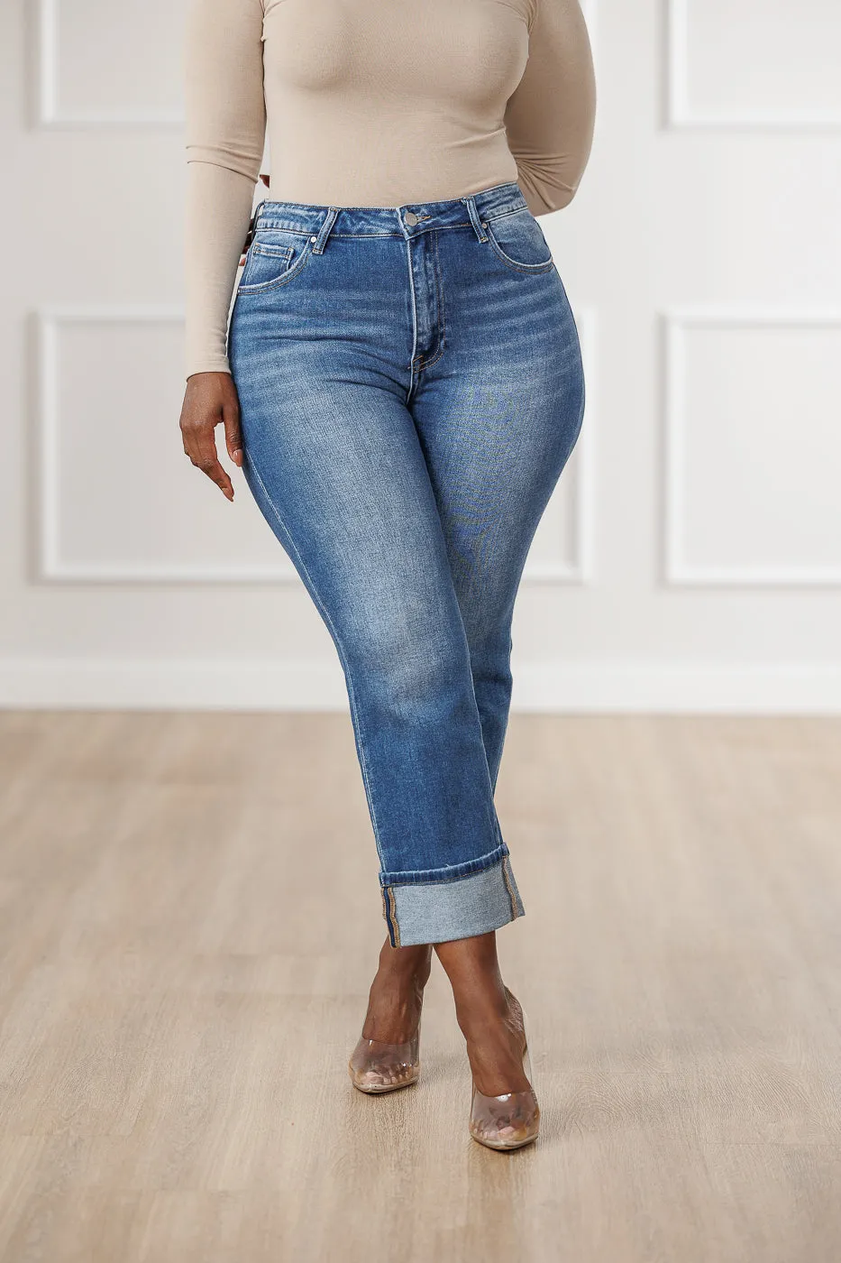 Luna Cuffed Straight Ankle Jeans