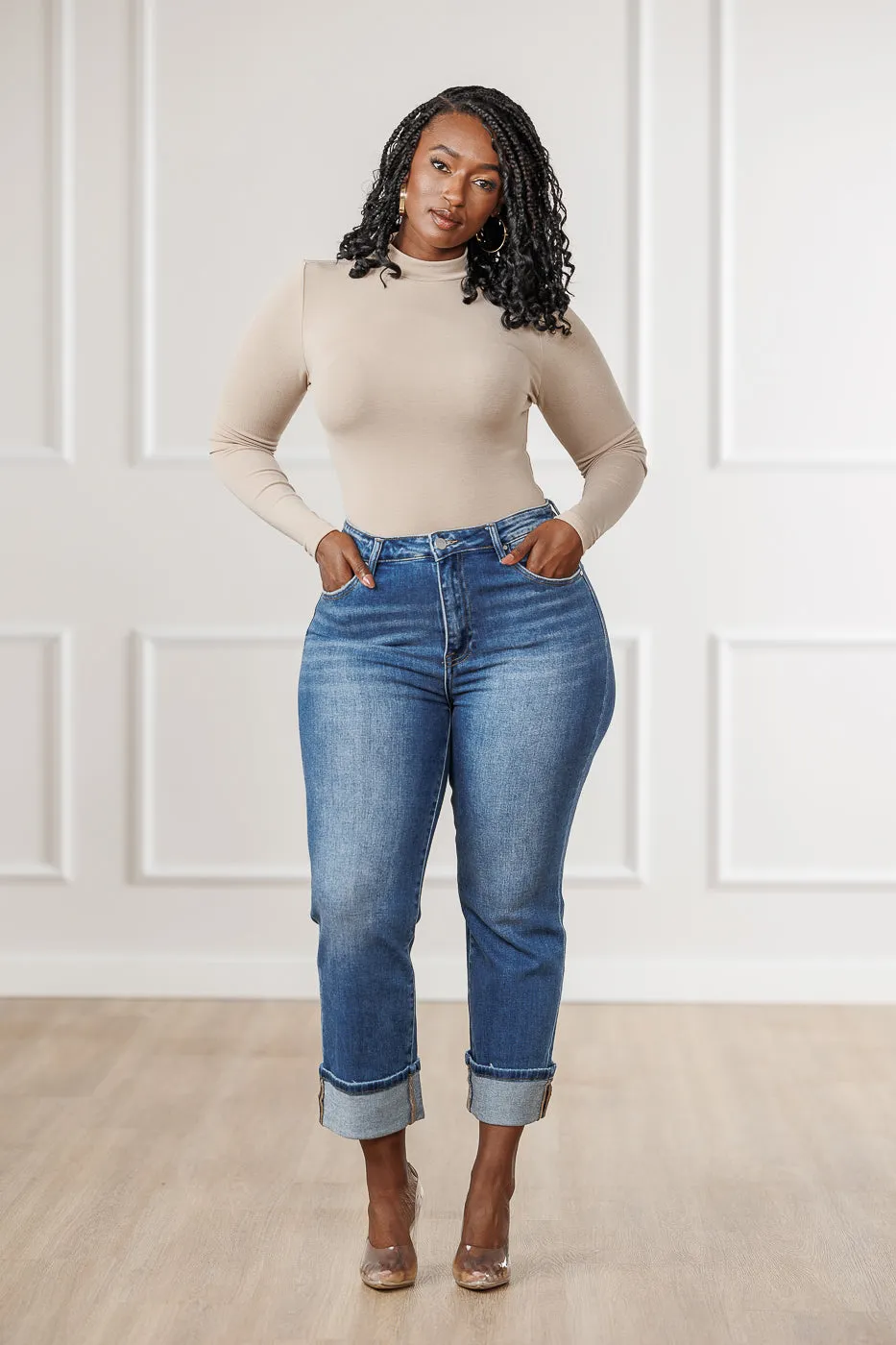 Luna Cuffed Straight Ankle Jeans