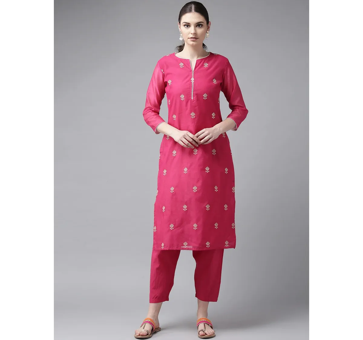 Women'S Pink & Cream-Coloured Embroidered Kurta With Trousers